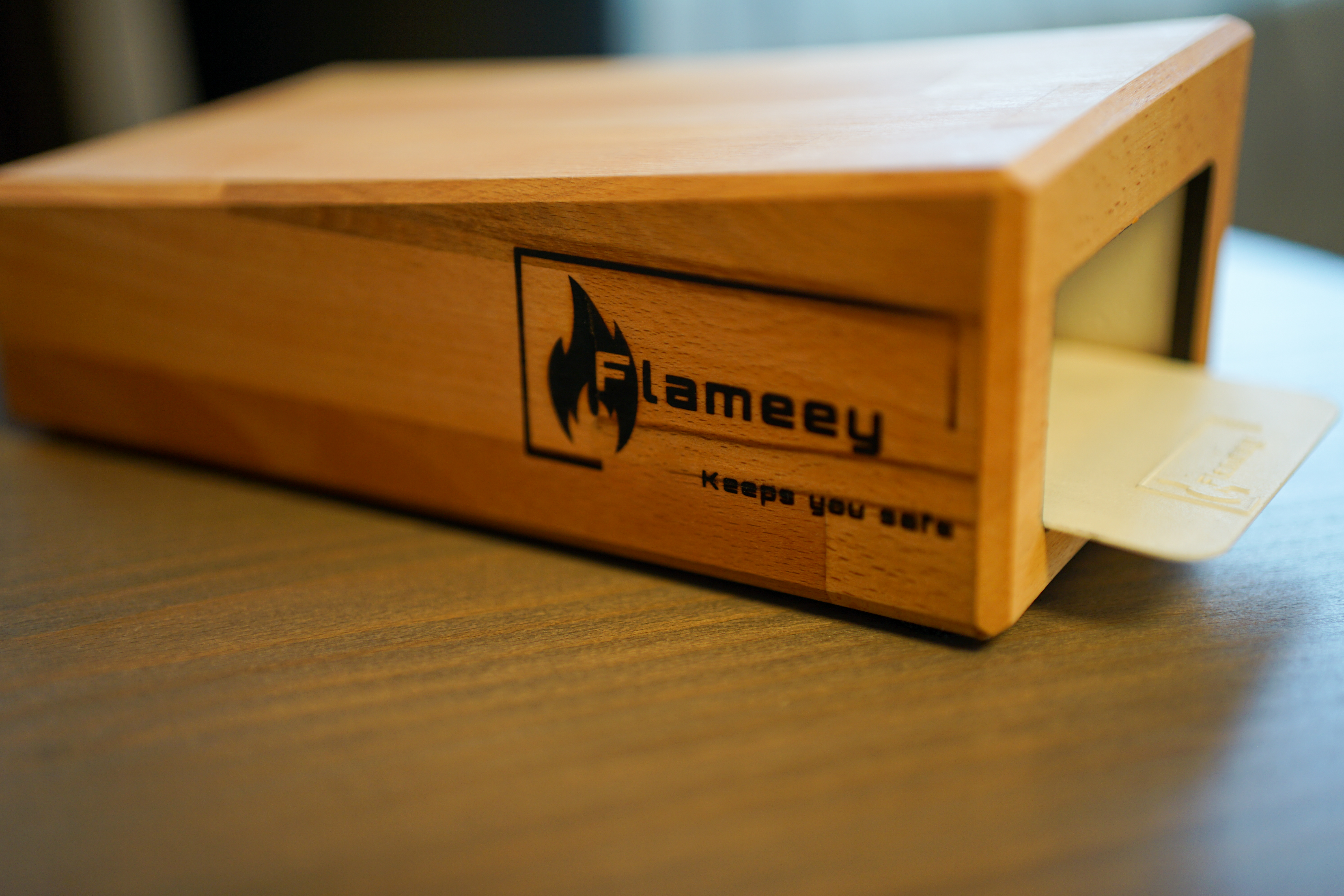 Flameey Holz
